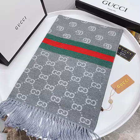 GUCCI マフラー 高級